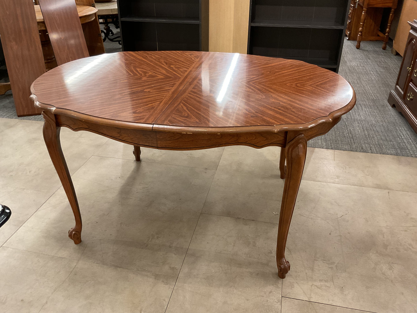 Arrowhead Table