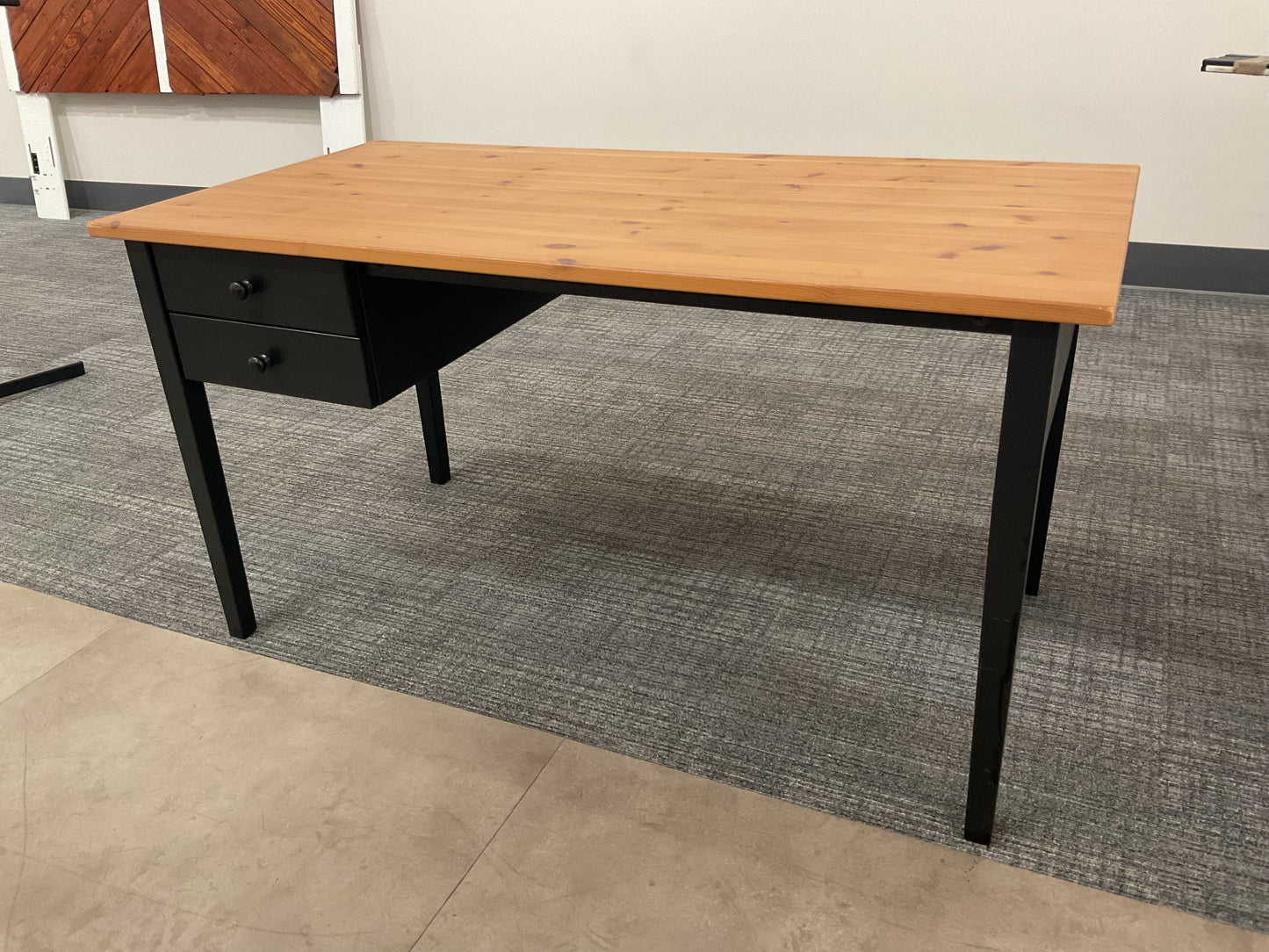 Creative station desk