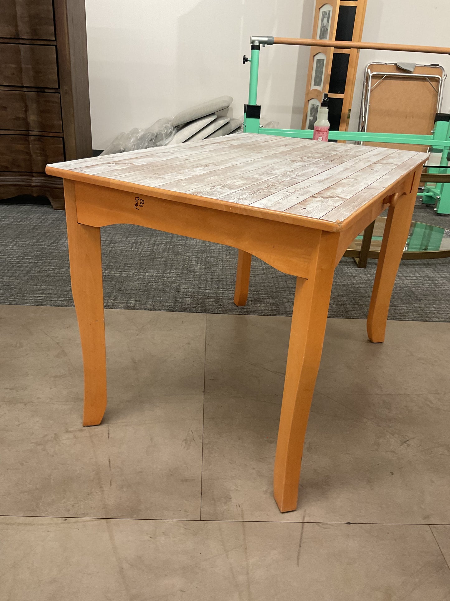 Eli’s Desk