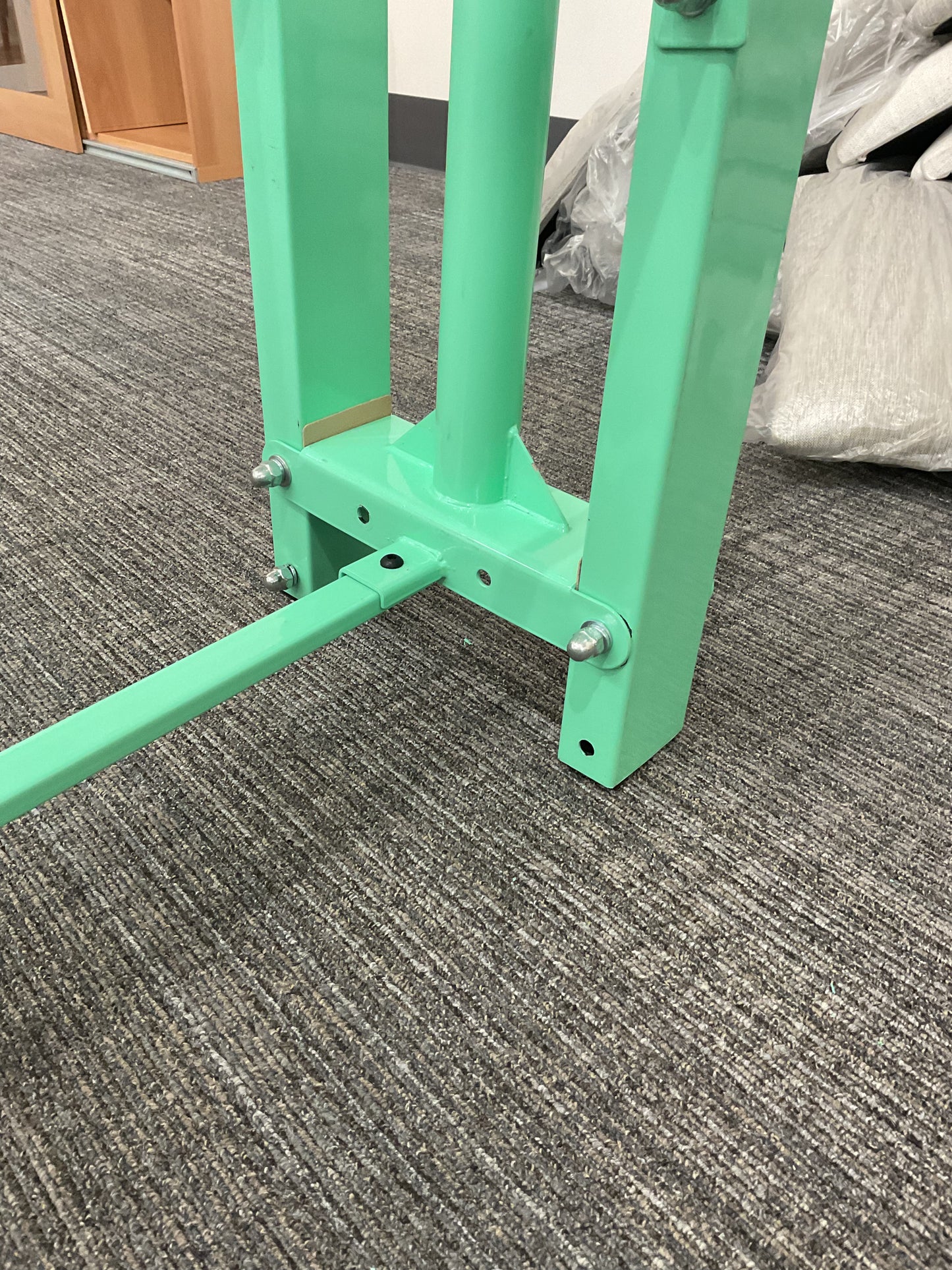 Horizontal training bar