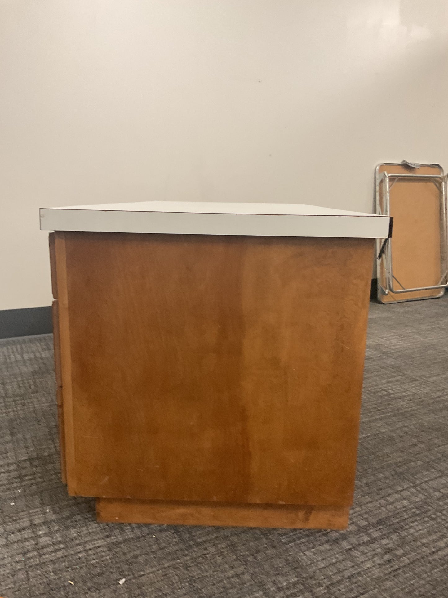It’ll do desk