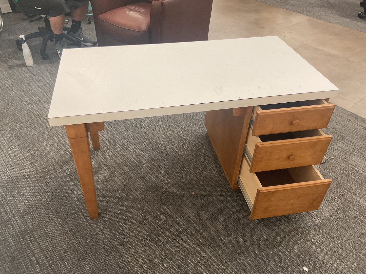 It’ll do desk