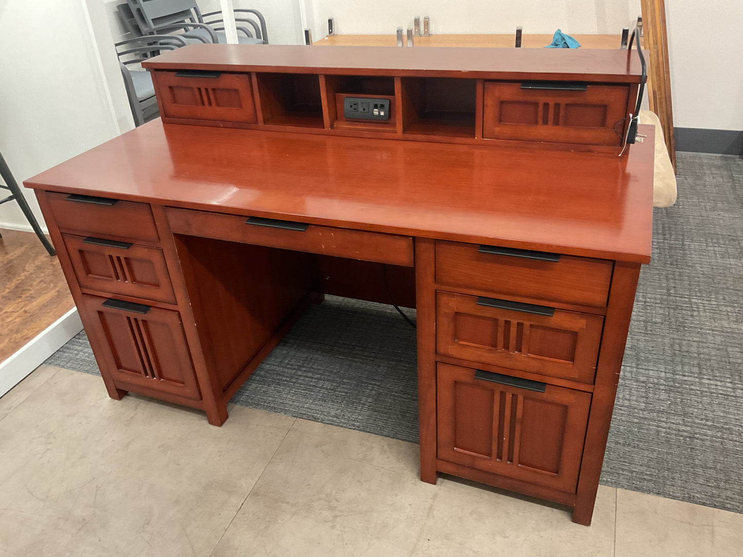 Clifford Desk