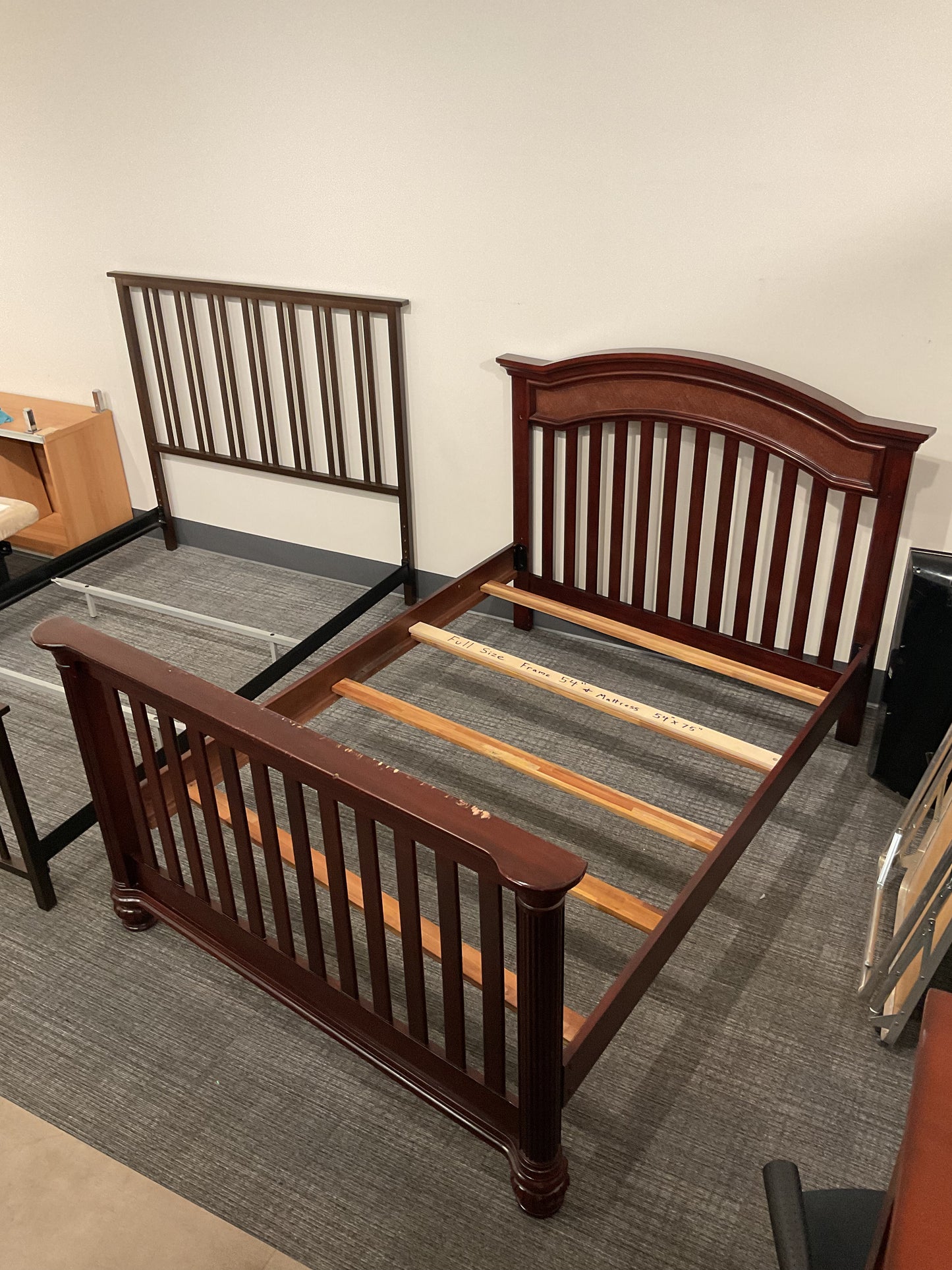 Babadook Full Bed (B292)