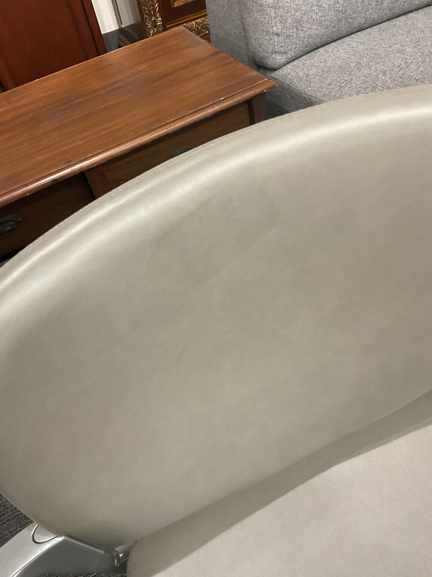 Stylex Roll Chair