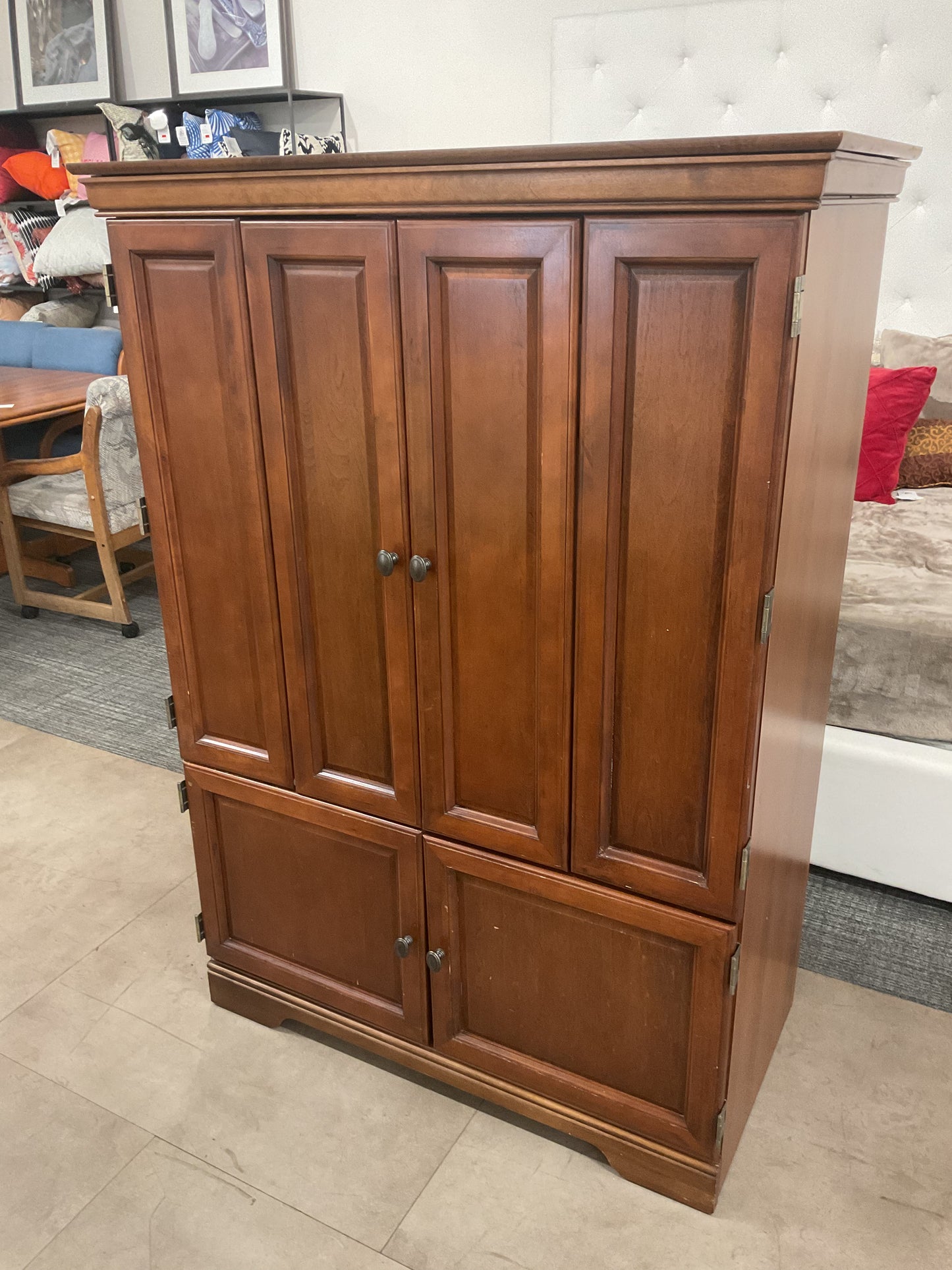Wood TV Hutch