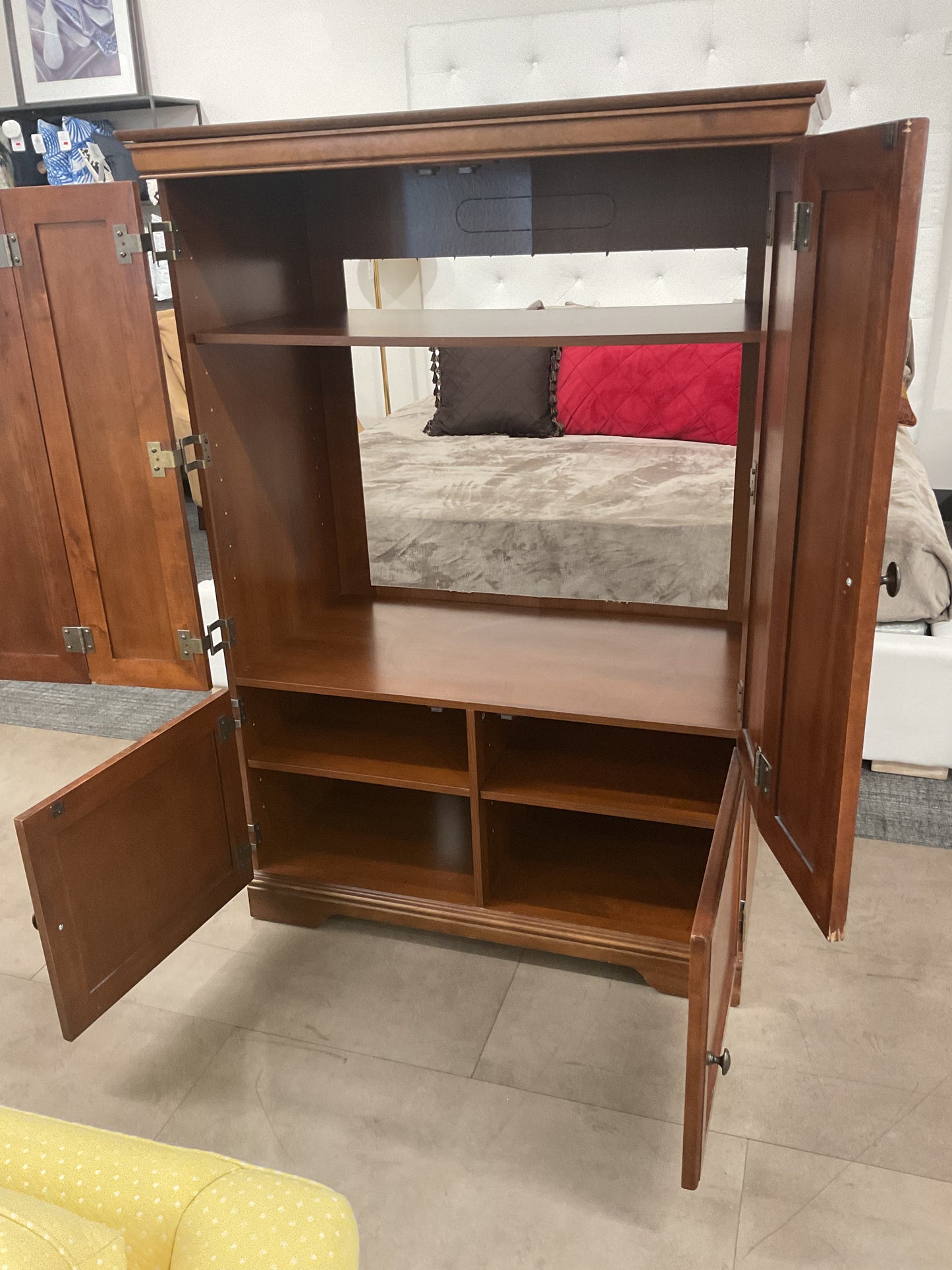 Wood TV Hutch