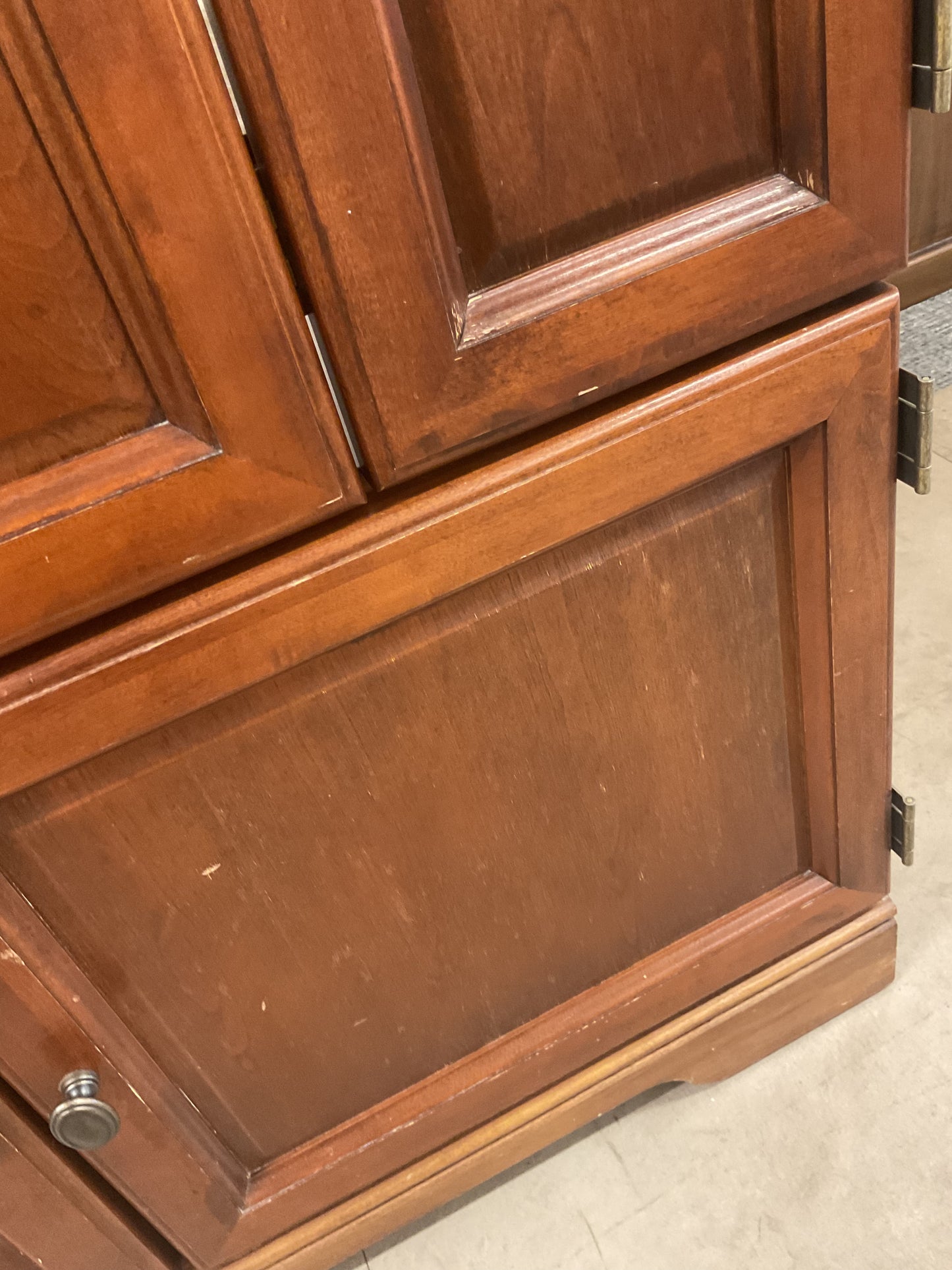 Wood TV Hutch
