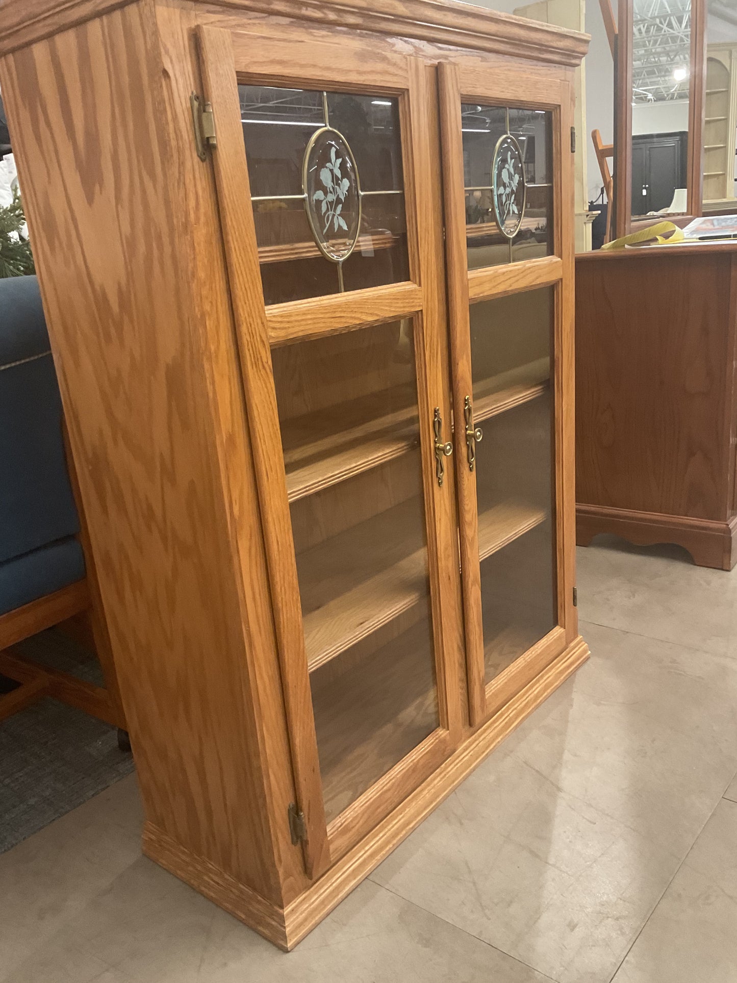 Glass Front Rose Shelf