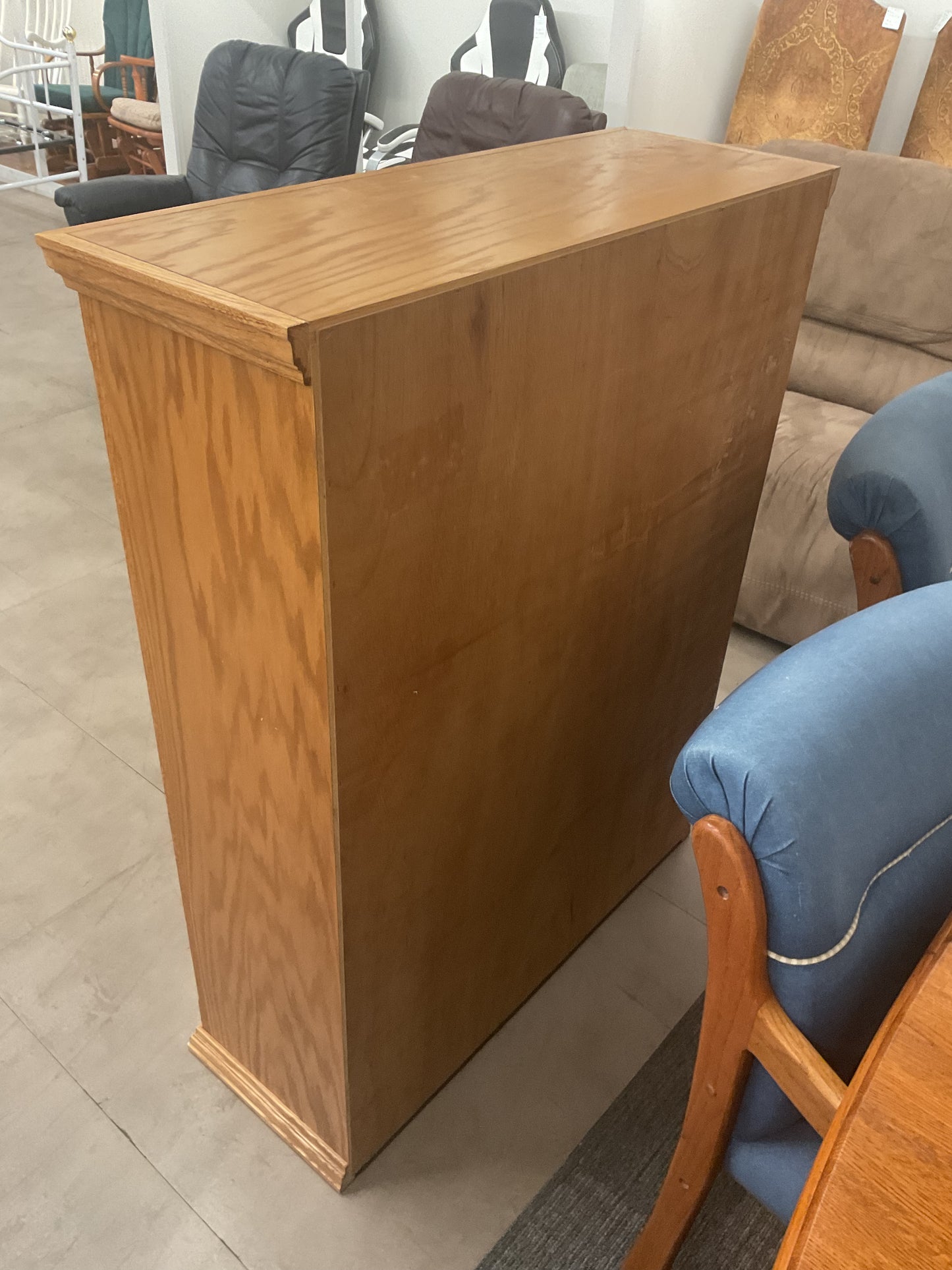 Glass Front Rose Shelf