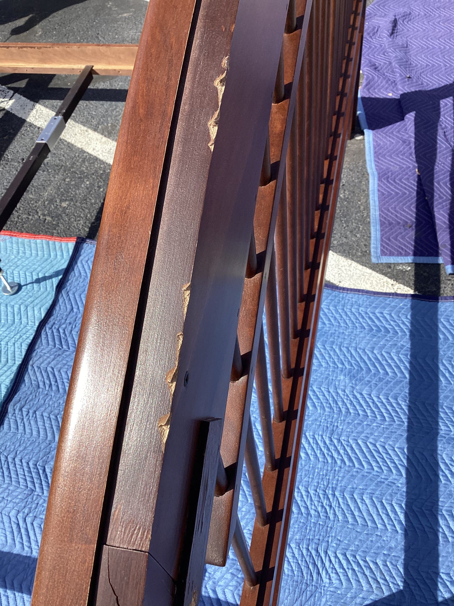 King/Queen Wooden Bed Frame (B156)
