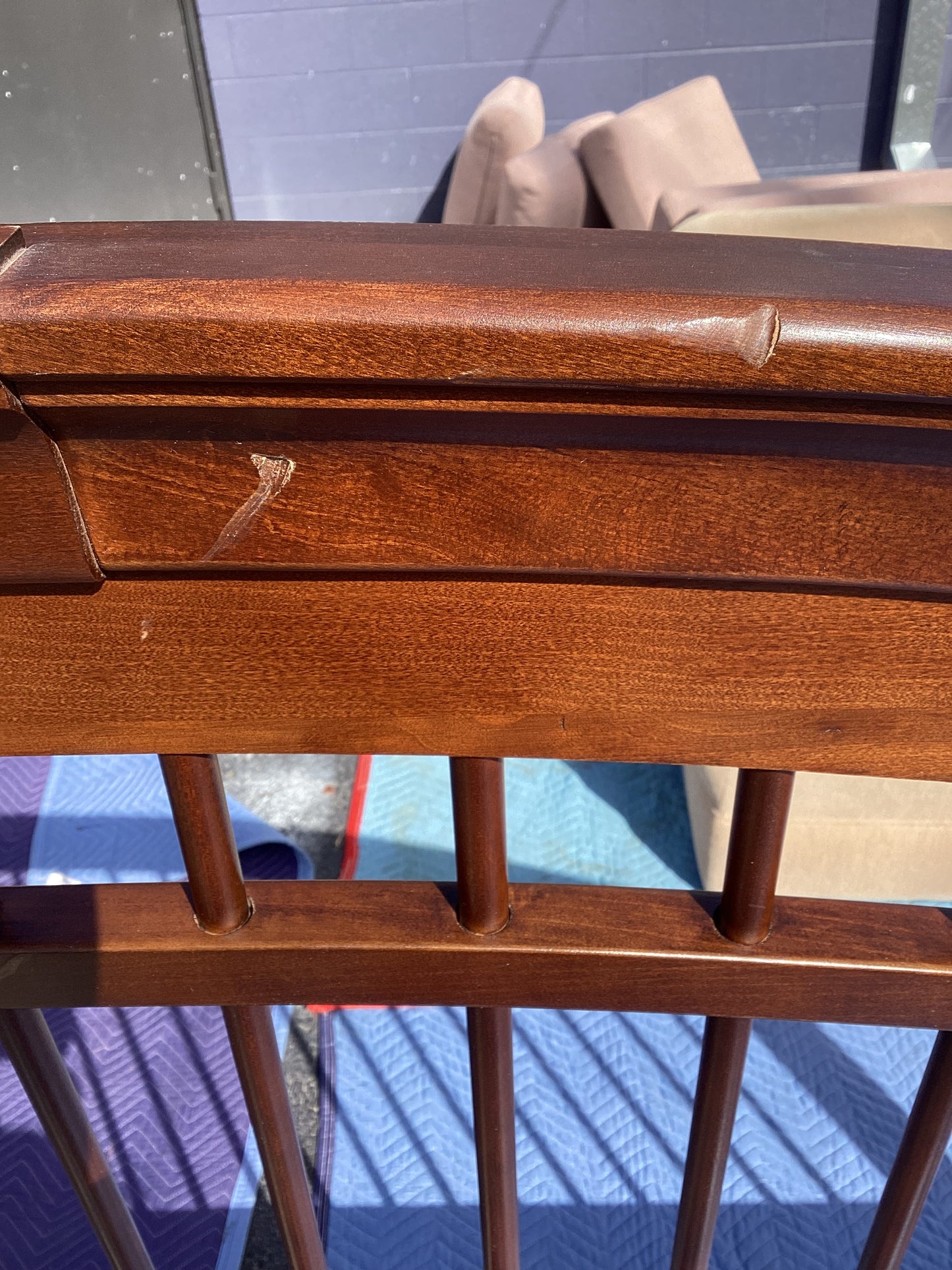 King/Queen Wooden Bed Frame (B156)