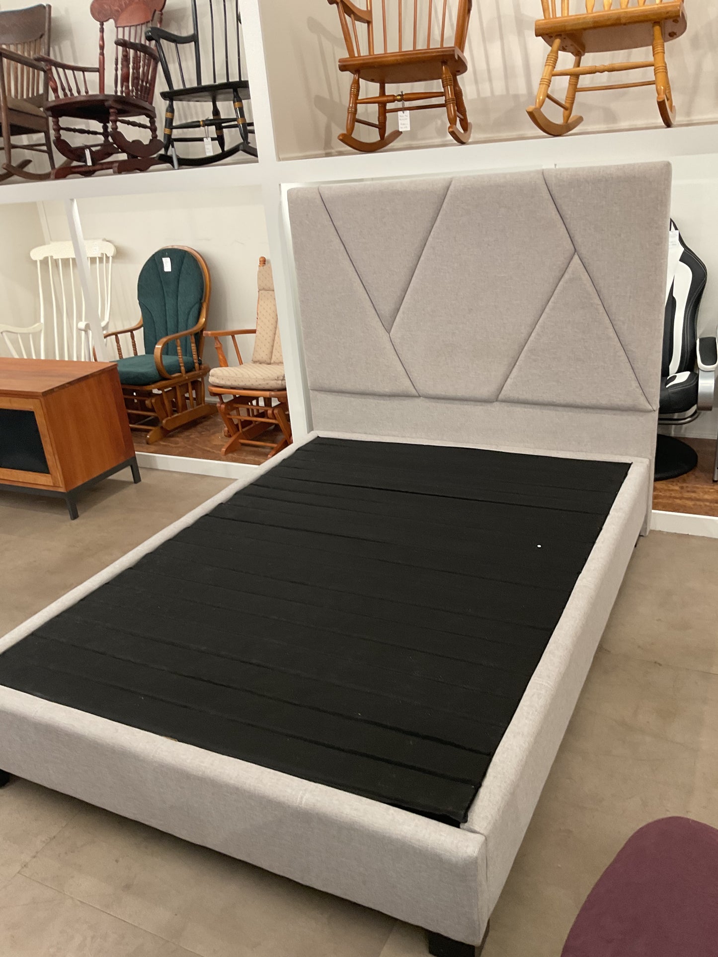 Gray Platform Bed Frame (B217)
