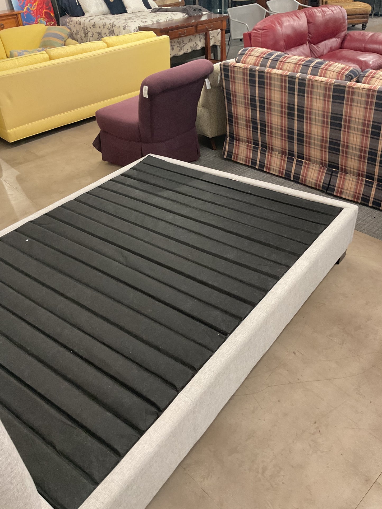 Gray Platform Bed Frame (B217)
