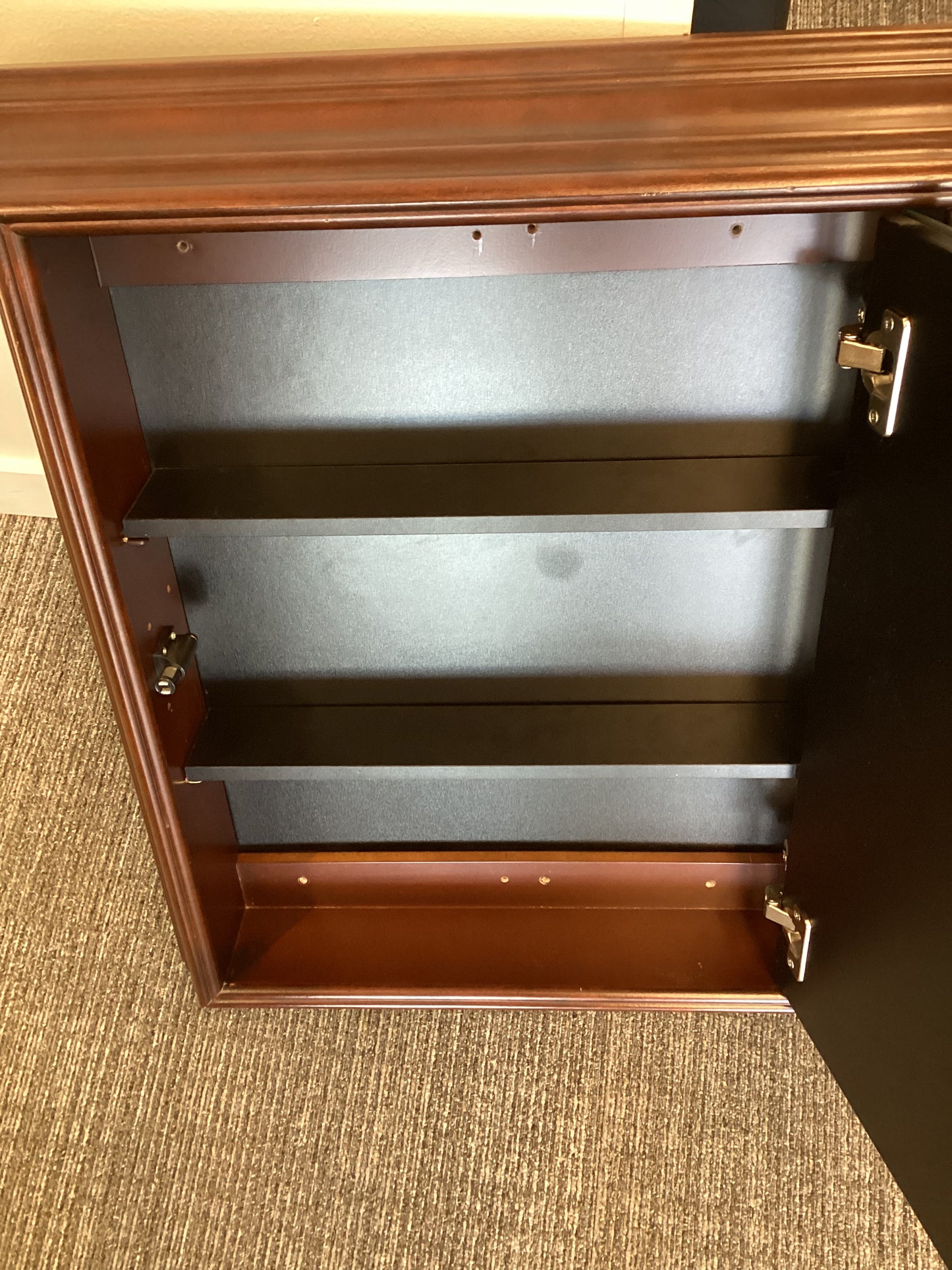 Floating Storage Mirror