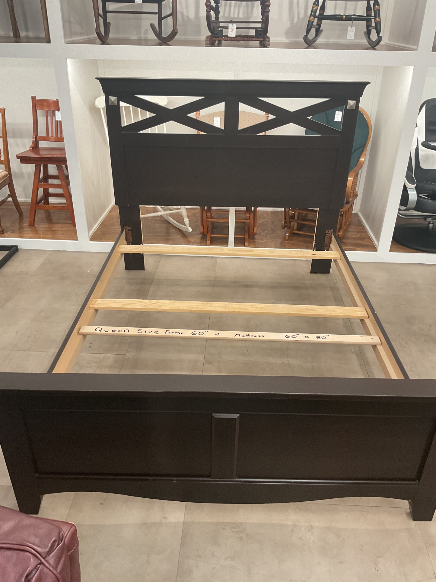 2x Queen Frame (B225)