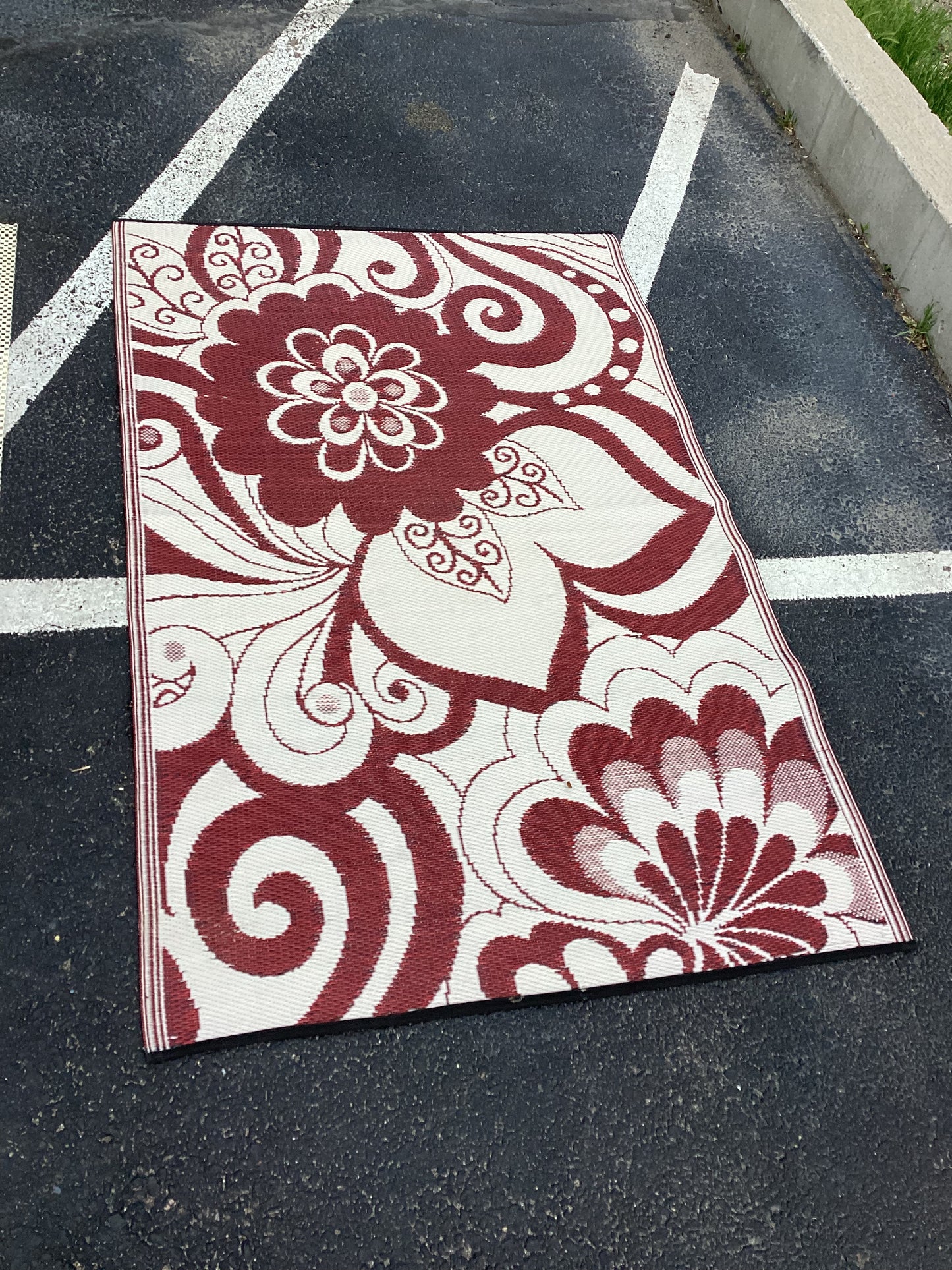 Fab Habitat Floral Outdoor Area Rug (R081)