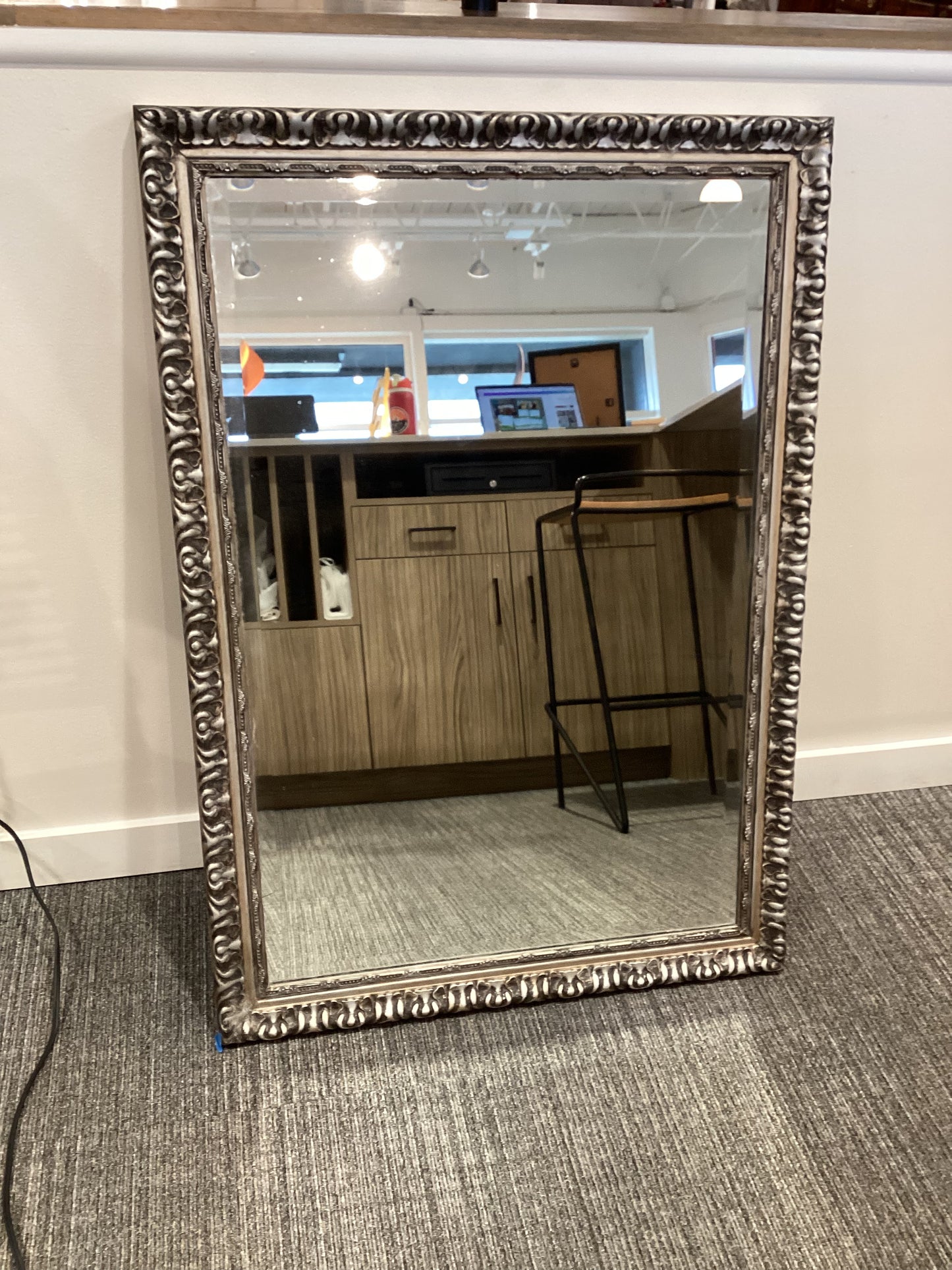 40.5” x 28.5”