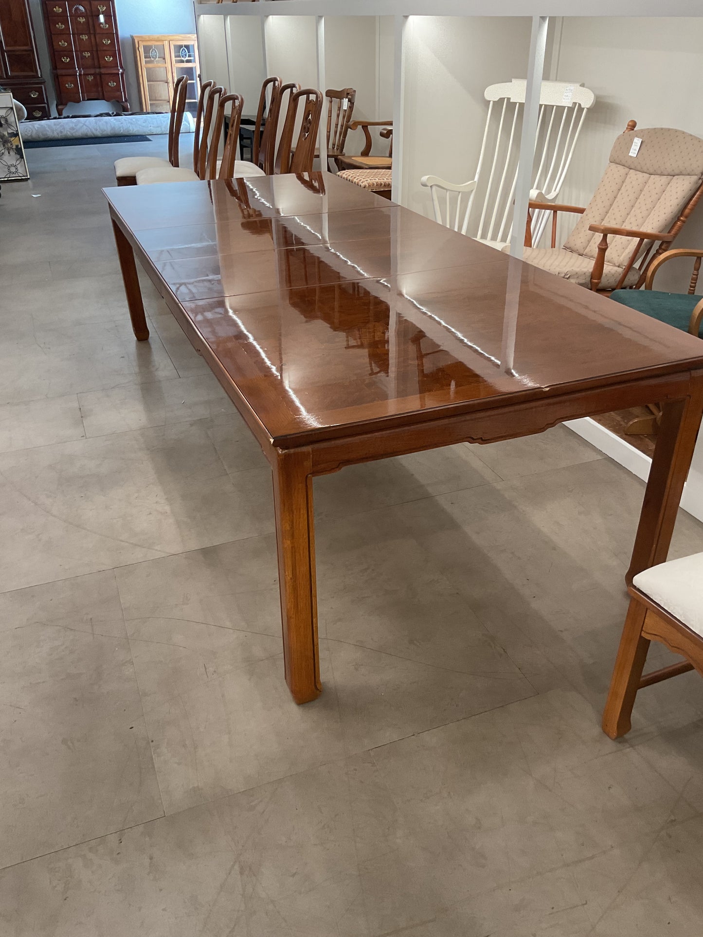 Behemoth Mystique Dining Set (8 chairs/2 leafs)