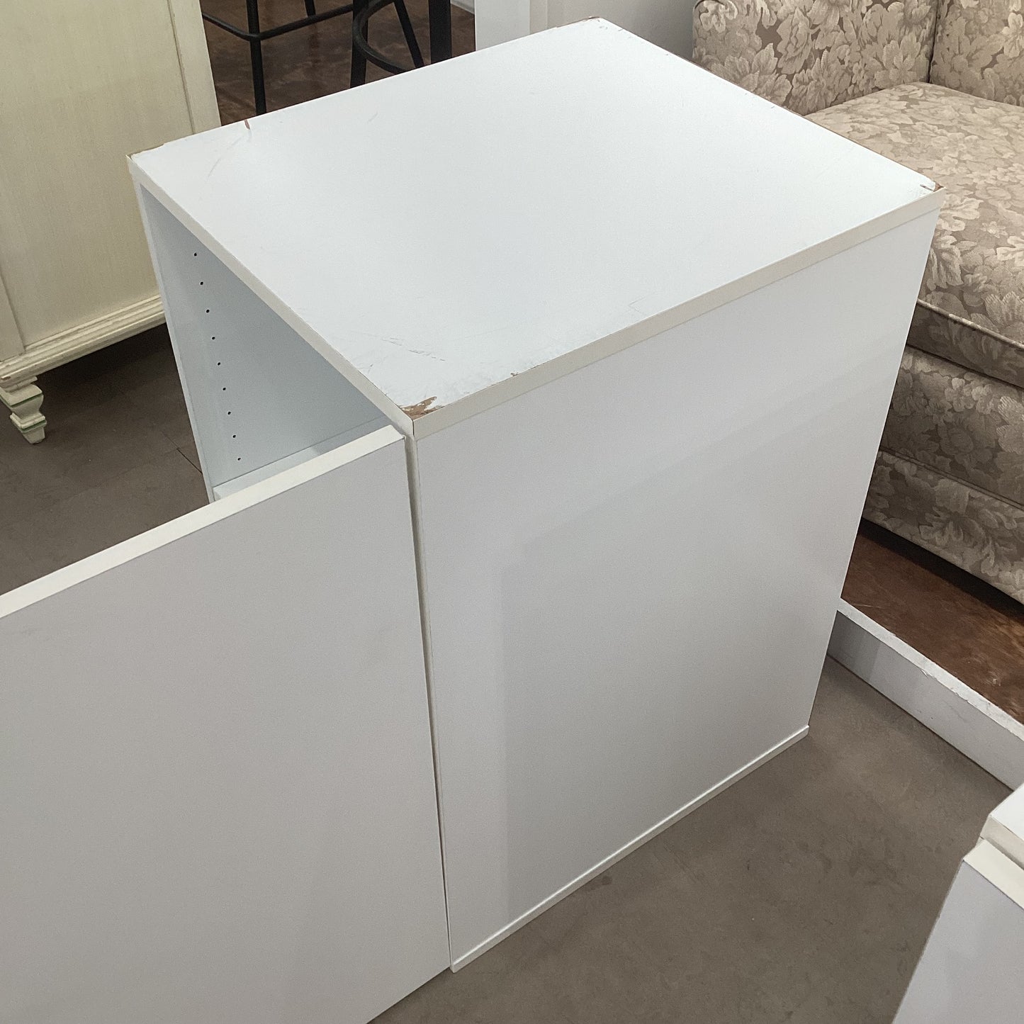 White Cabinet