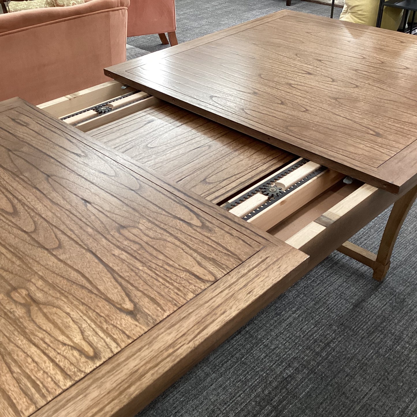 Vanguard Furniture Rhodes Dining Table