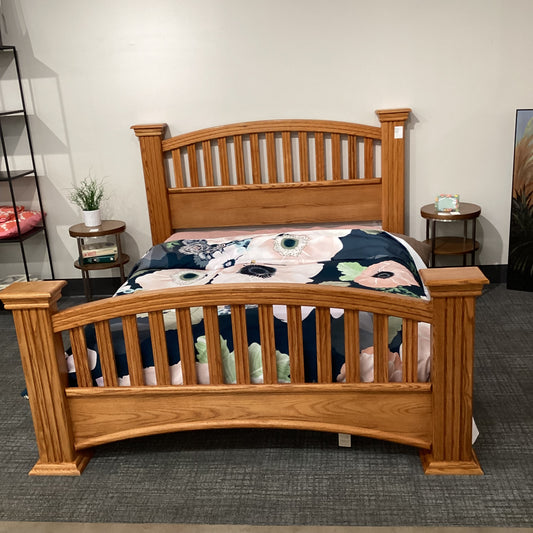 4 Post Wood Queen Bed Frame B012