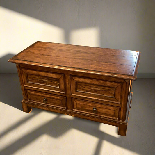 Chest w/ Drawers