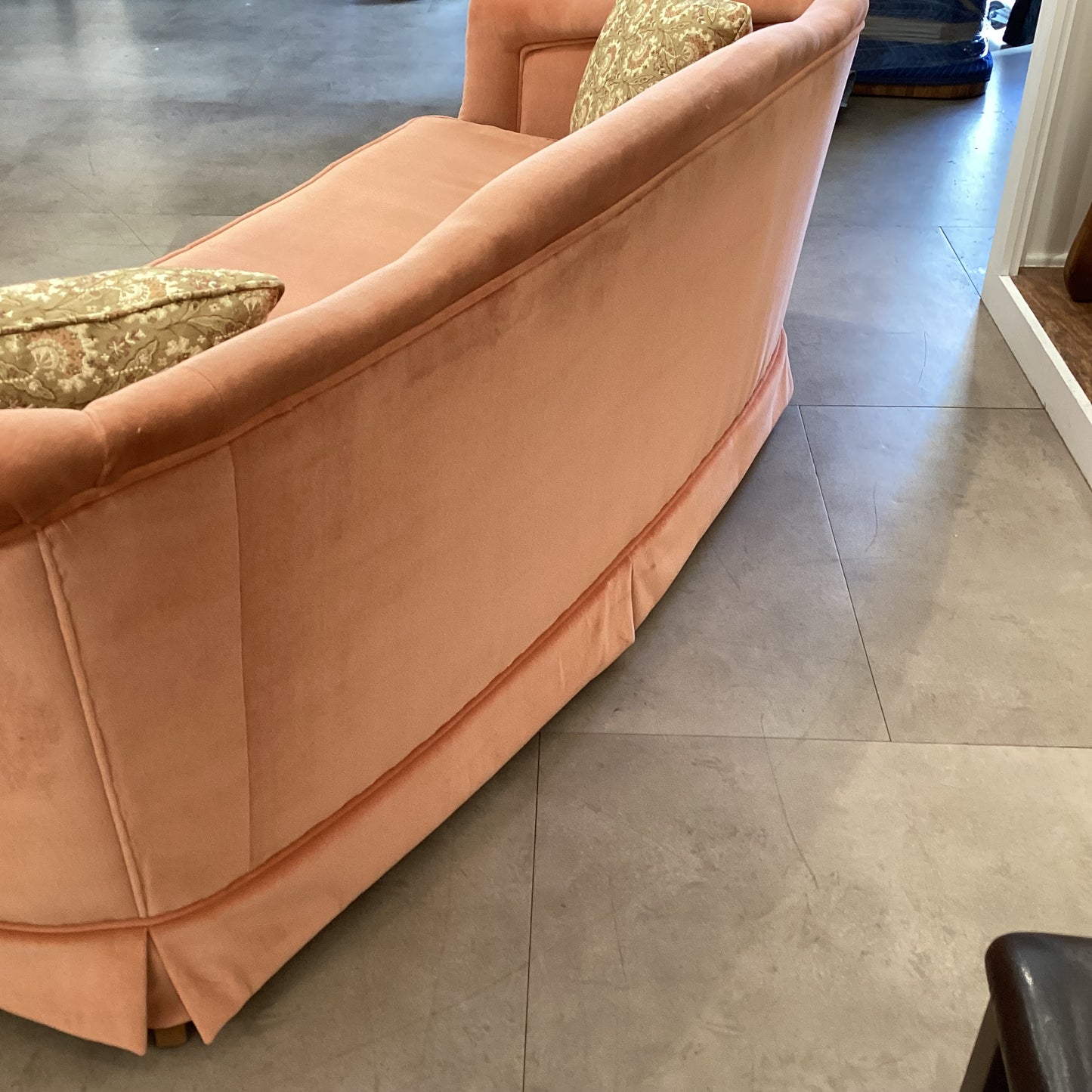 Peach Pink Setee Sofa