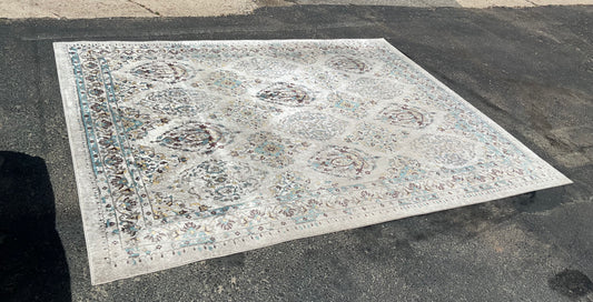 Carmen Barton Ivory Area Rug (R083)