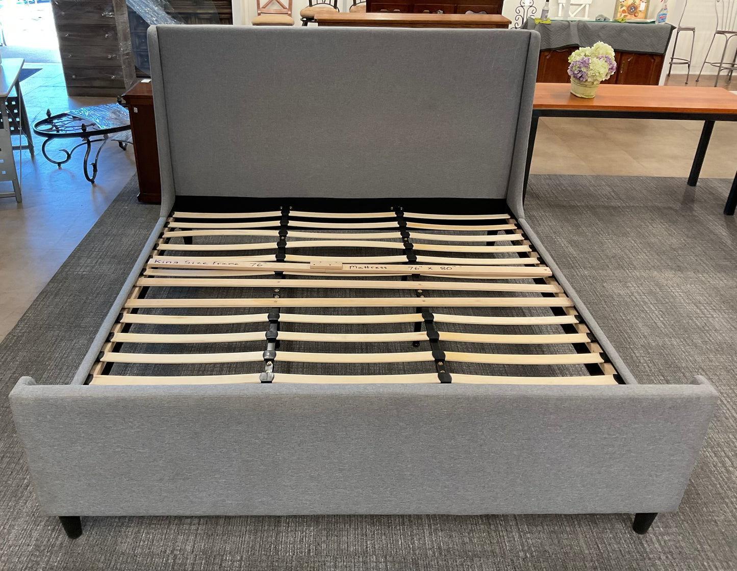 Ashton King Frame (B296)