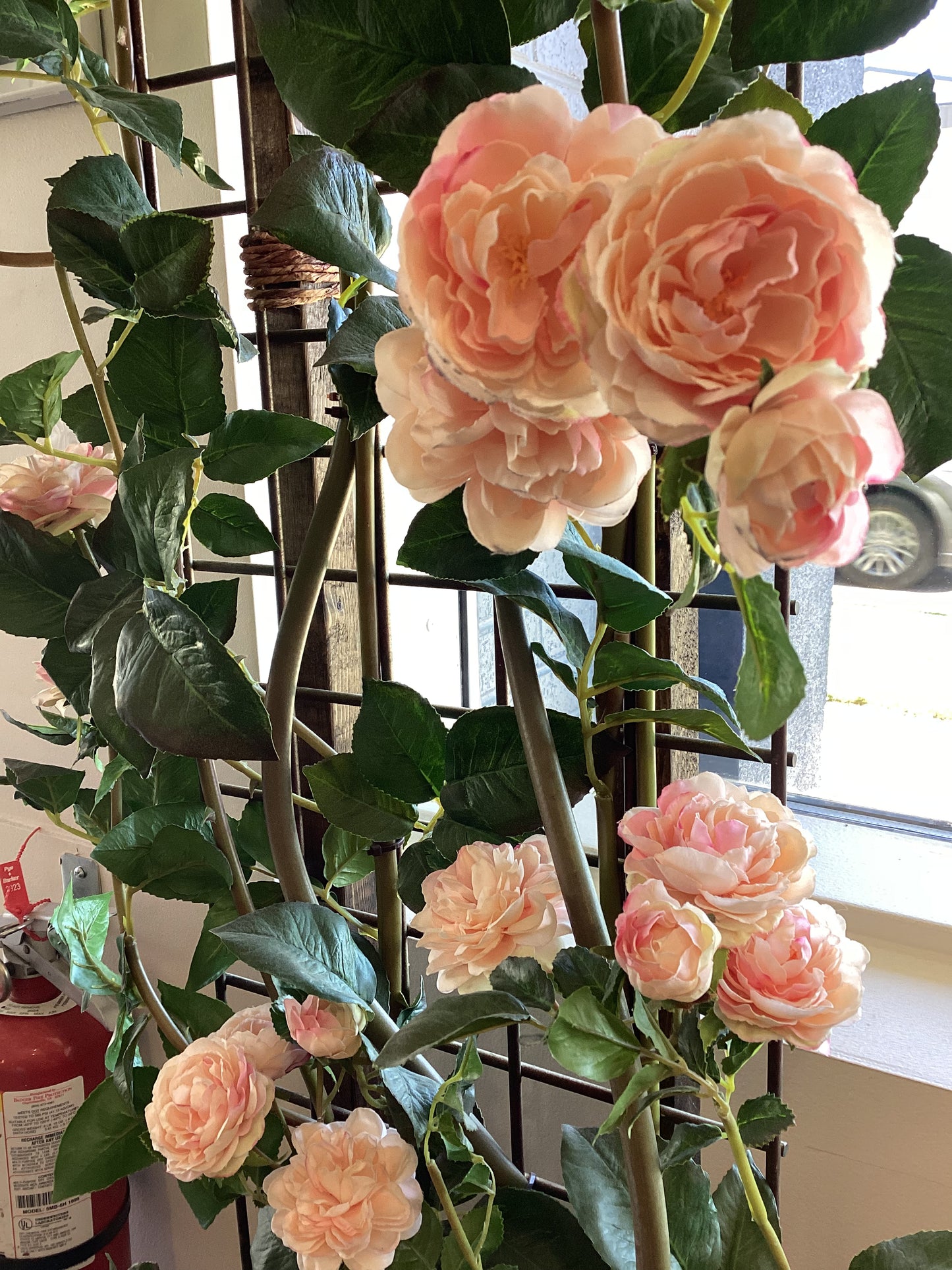 Artificial Climbing Pink Roses