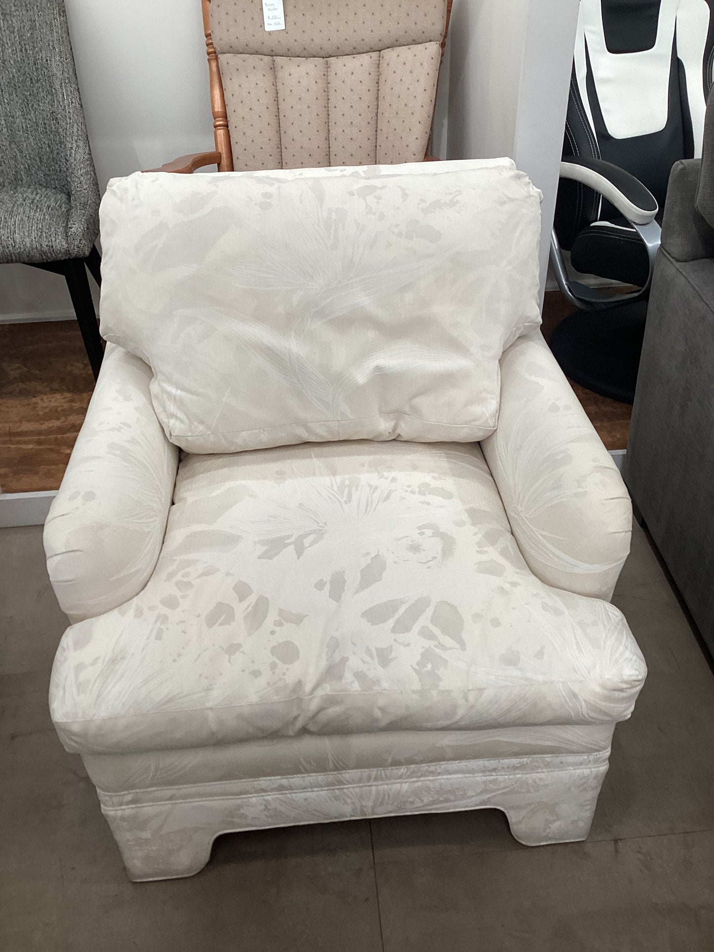 Tomlinson Chair
