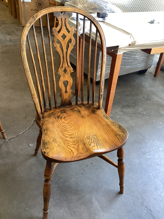 MIE Chair