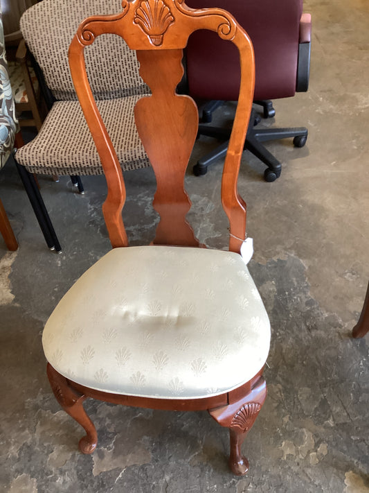 Stanley Cushioned Chair
