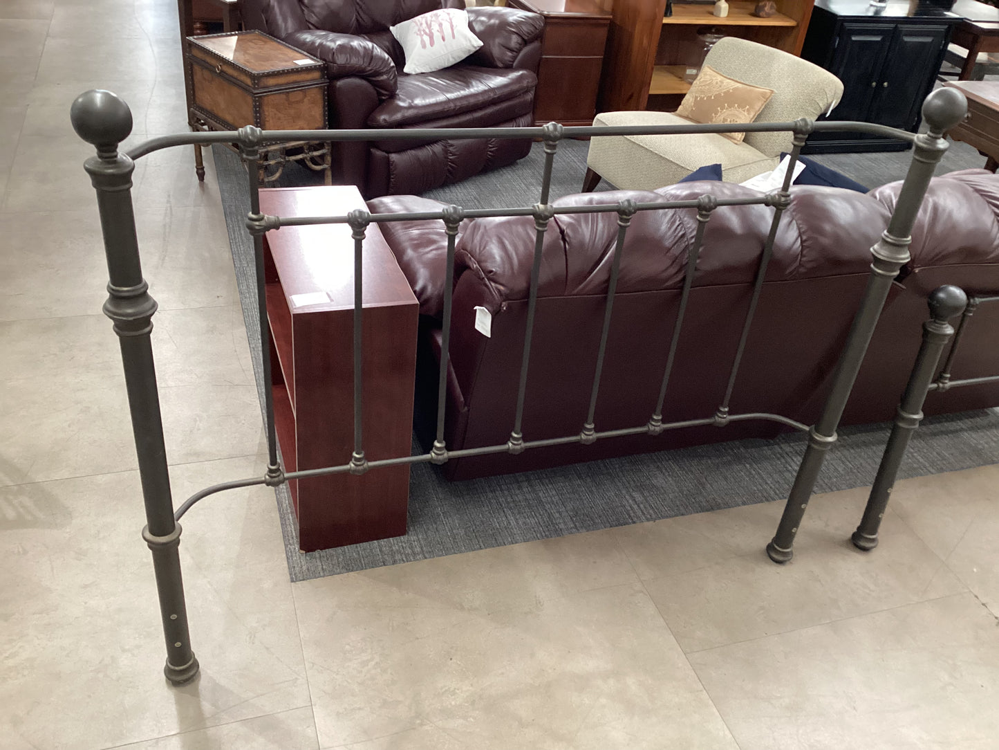 Queen Metal Headboard And Footboard (B181)