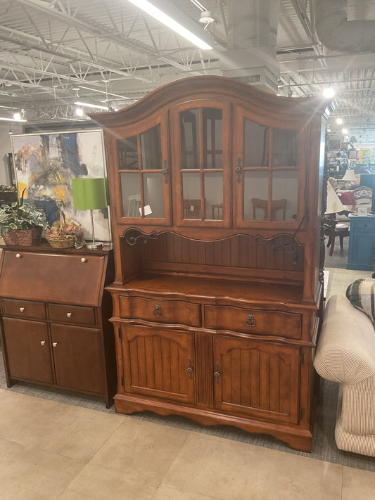 2 Piece Crown Hutch