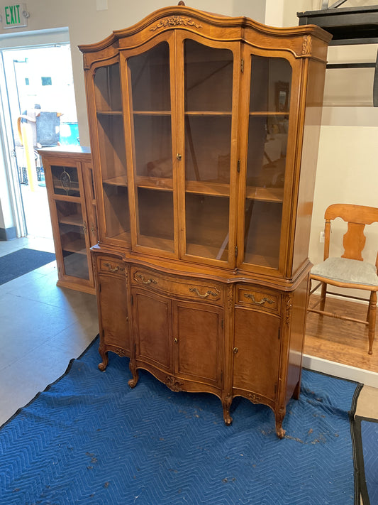 1 Piece Flower Cabinet