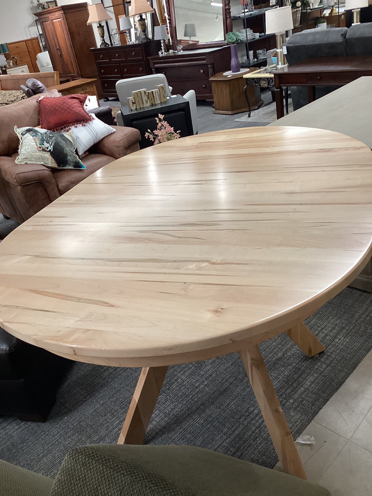Blonde Table