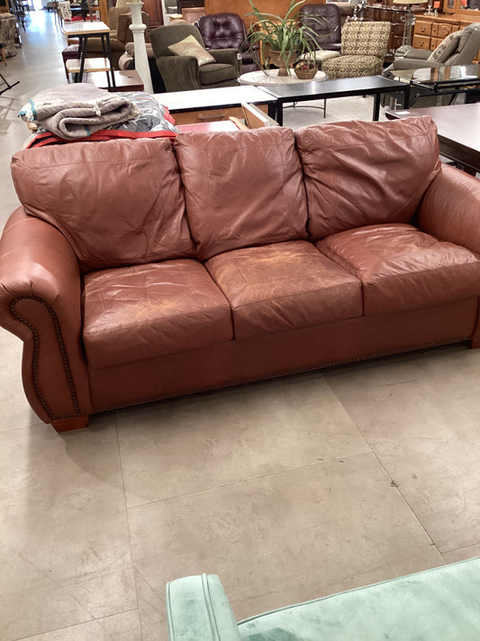 L. Sofa