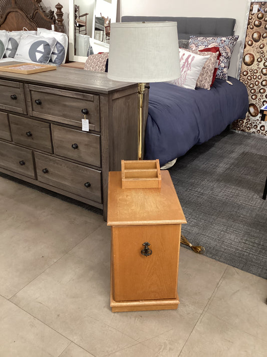 Lamp Table