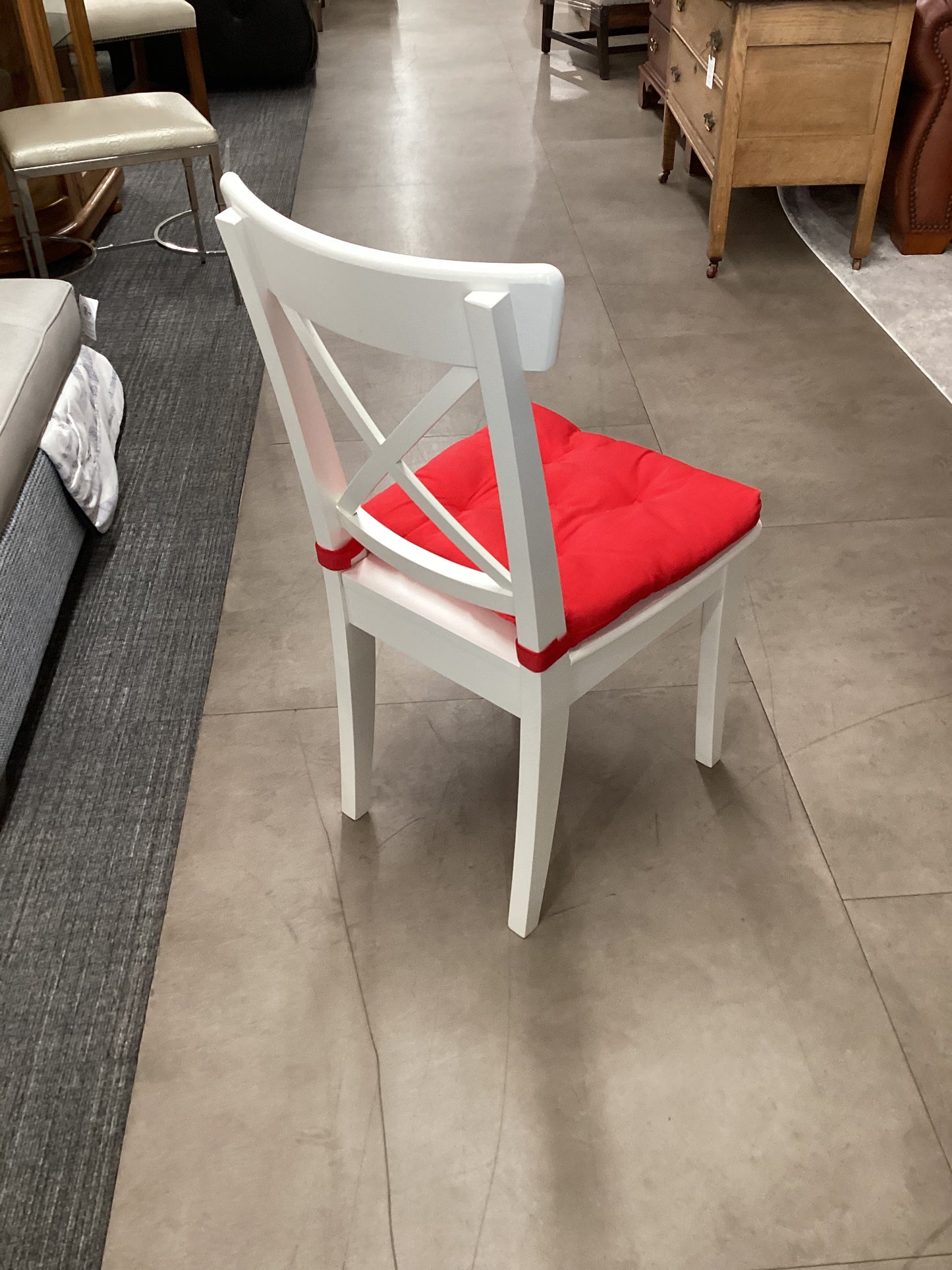 Red & White Chair