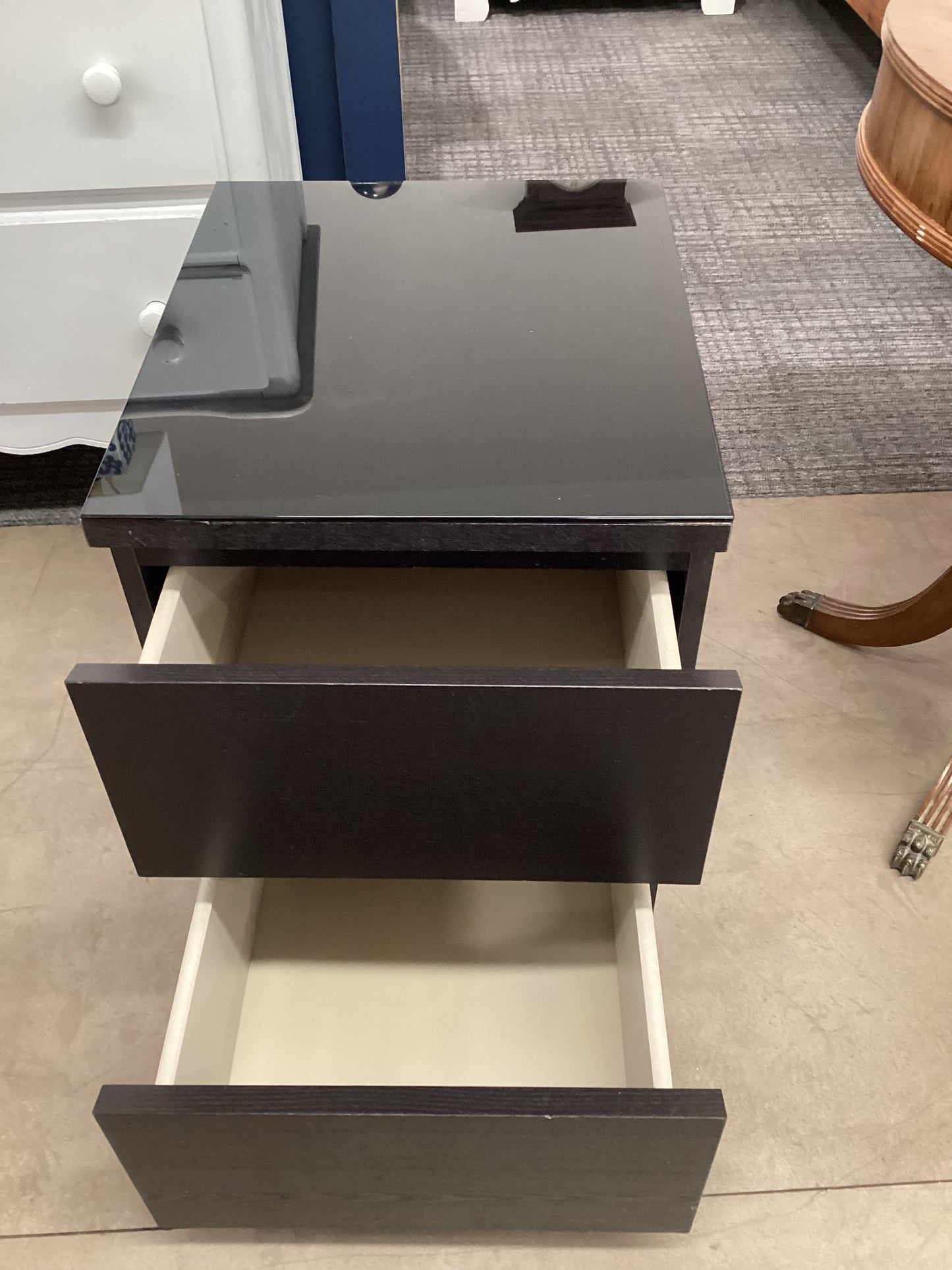 Black Cubby