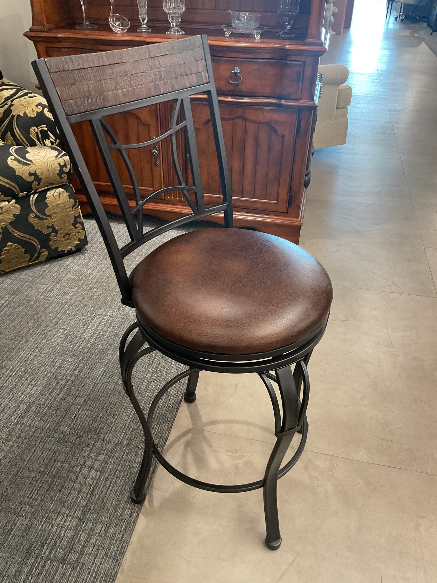 Rustique Stool