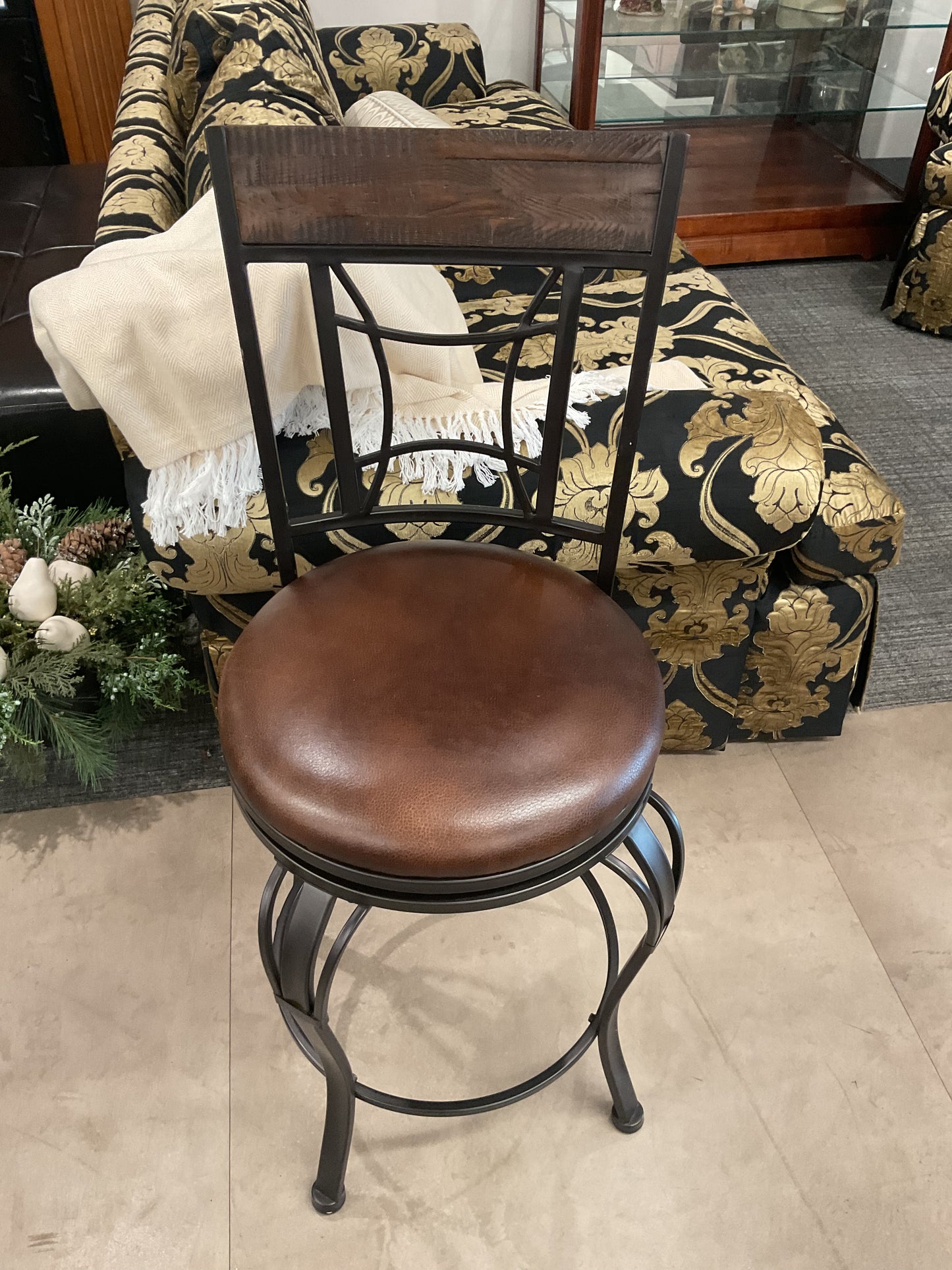 Rustique Stool