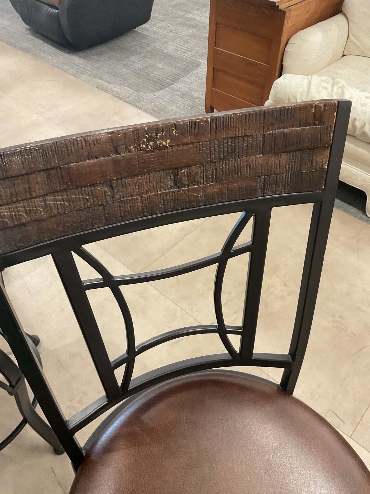 Rustique Stool