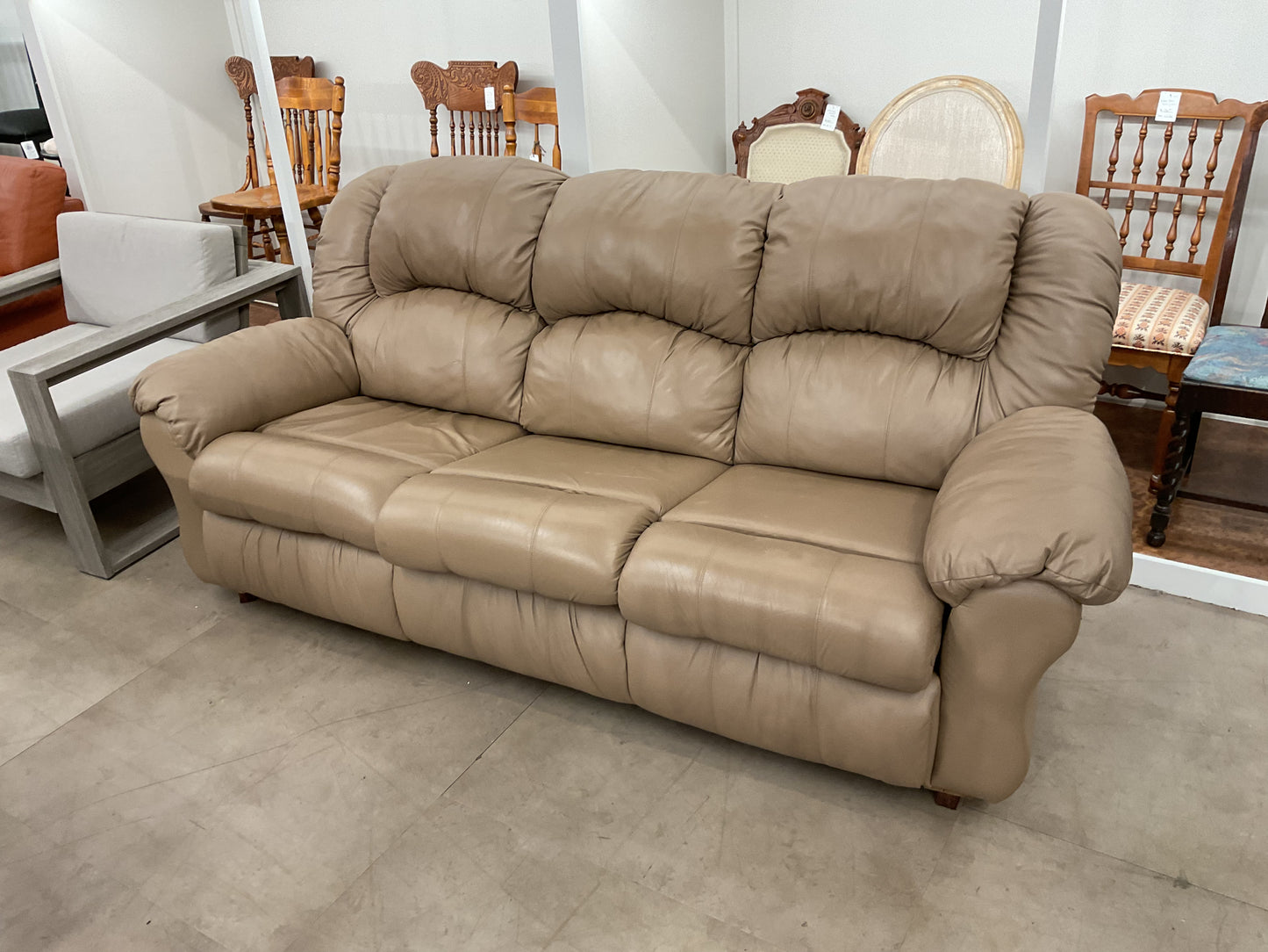 Cream Queen Sleeper Sofa