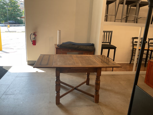 Winged Table