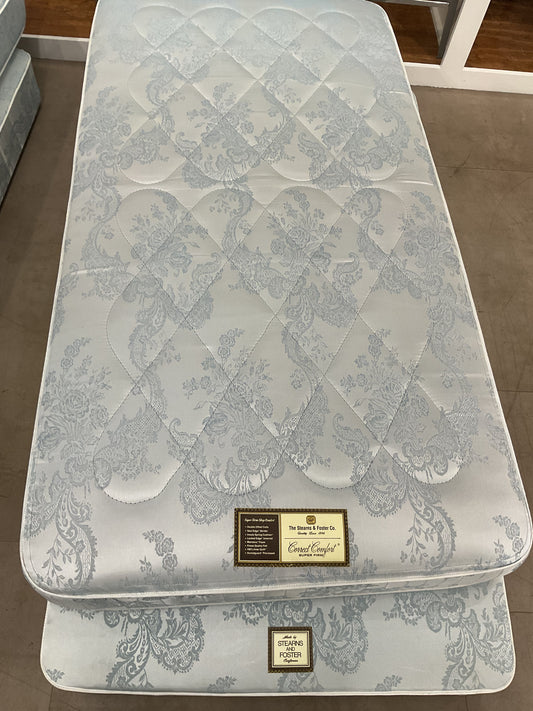 Twin Bed Set (B250)