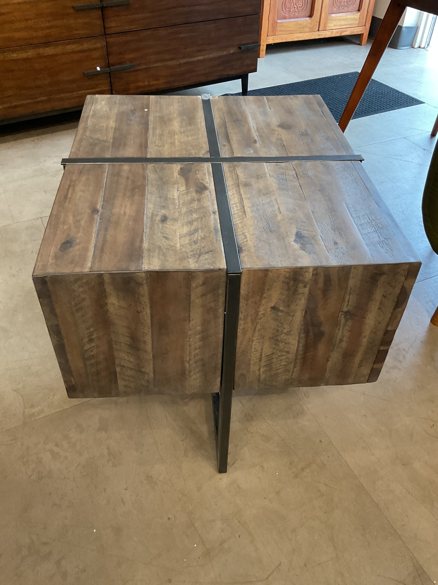 Accent End Table