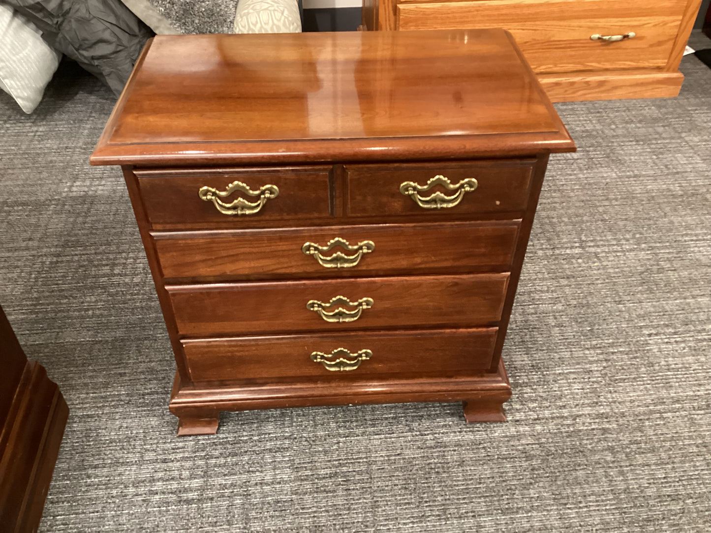 Thomasville Nightstand